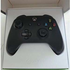 Microsoft Xbox One Wireless Controller Model 1708 Carbon Black Bluetooth Windows